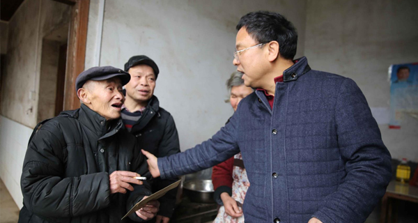 歲末年關(guān)送真情，扶貧慰問暖人心！